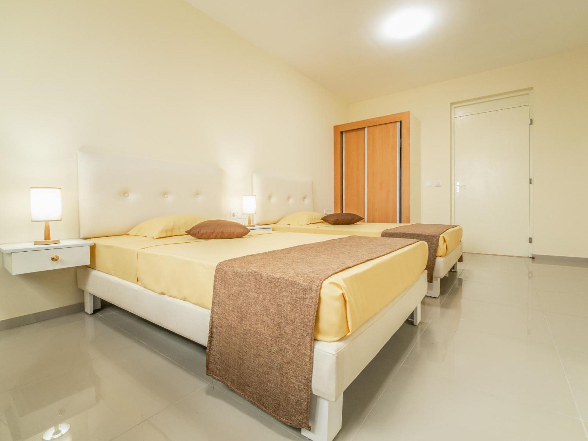 Апартаменты Residencial Liviamilena Санта-Мария Экстерьер фото